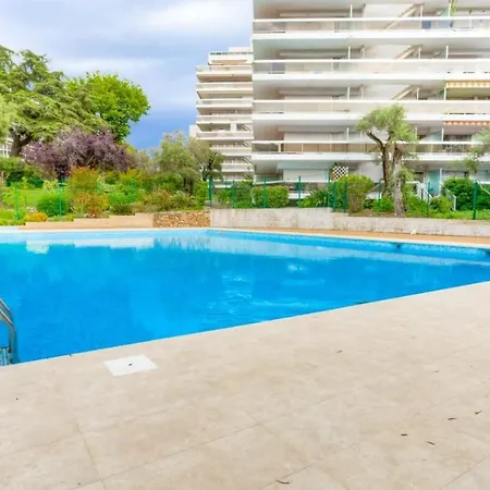 Appartamento Furnished Studio With A Terrace Swimming Pool In A Charming Residence Antibes